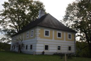 Schloss Rosenau Spital Armenhaus